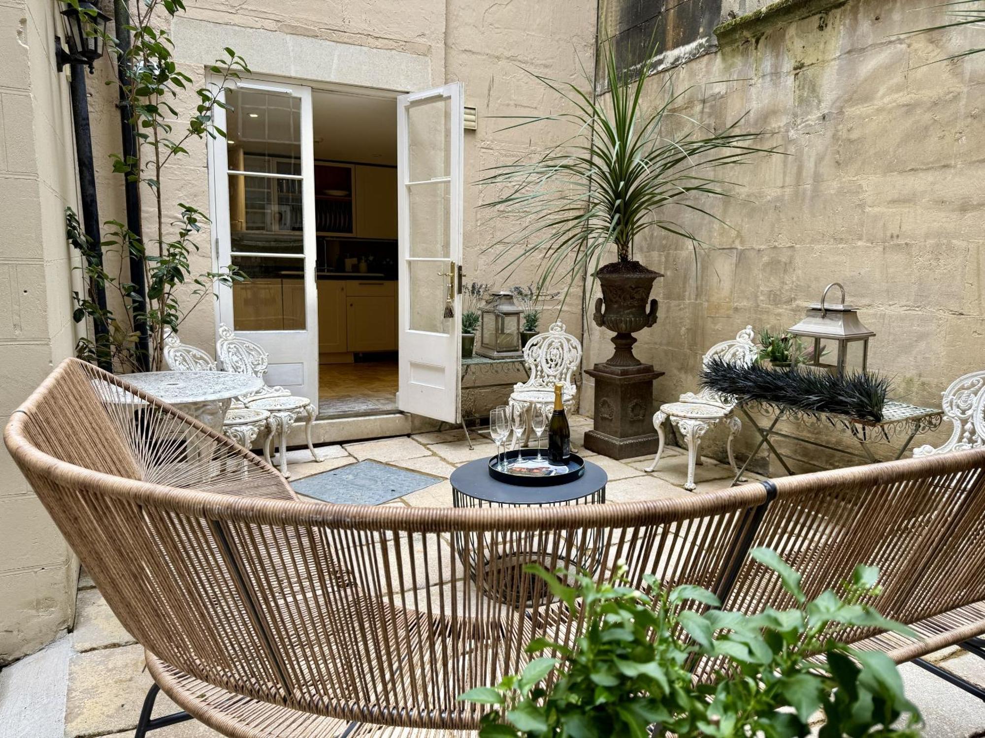 Апартаменты Abbey Mews In The Heart Of Bath, Bath Keys Экстерьер фото
